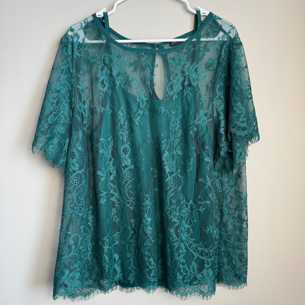 Torrid 1 Floral Lace Overlay Top with Camisole Lining Emerald Green Whimsigoth‎
